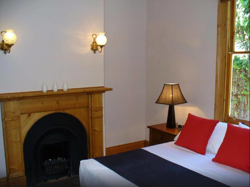 Trc Hotel Launceston Extérieur photo