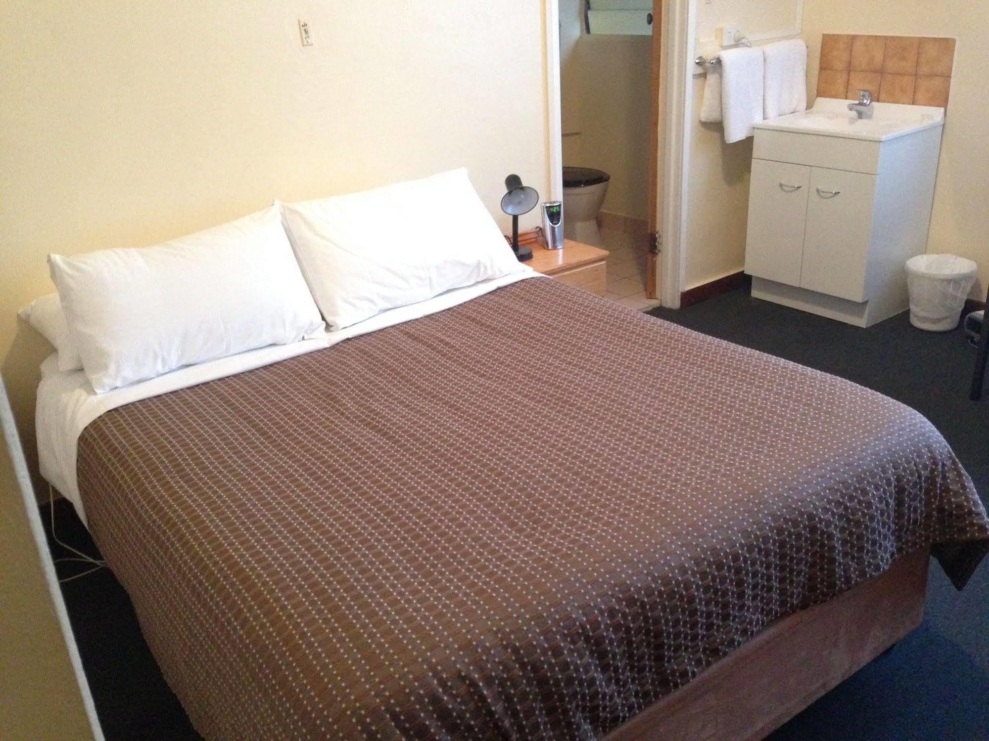 Trc Hotel Launceston Extérieur photo