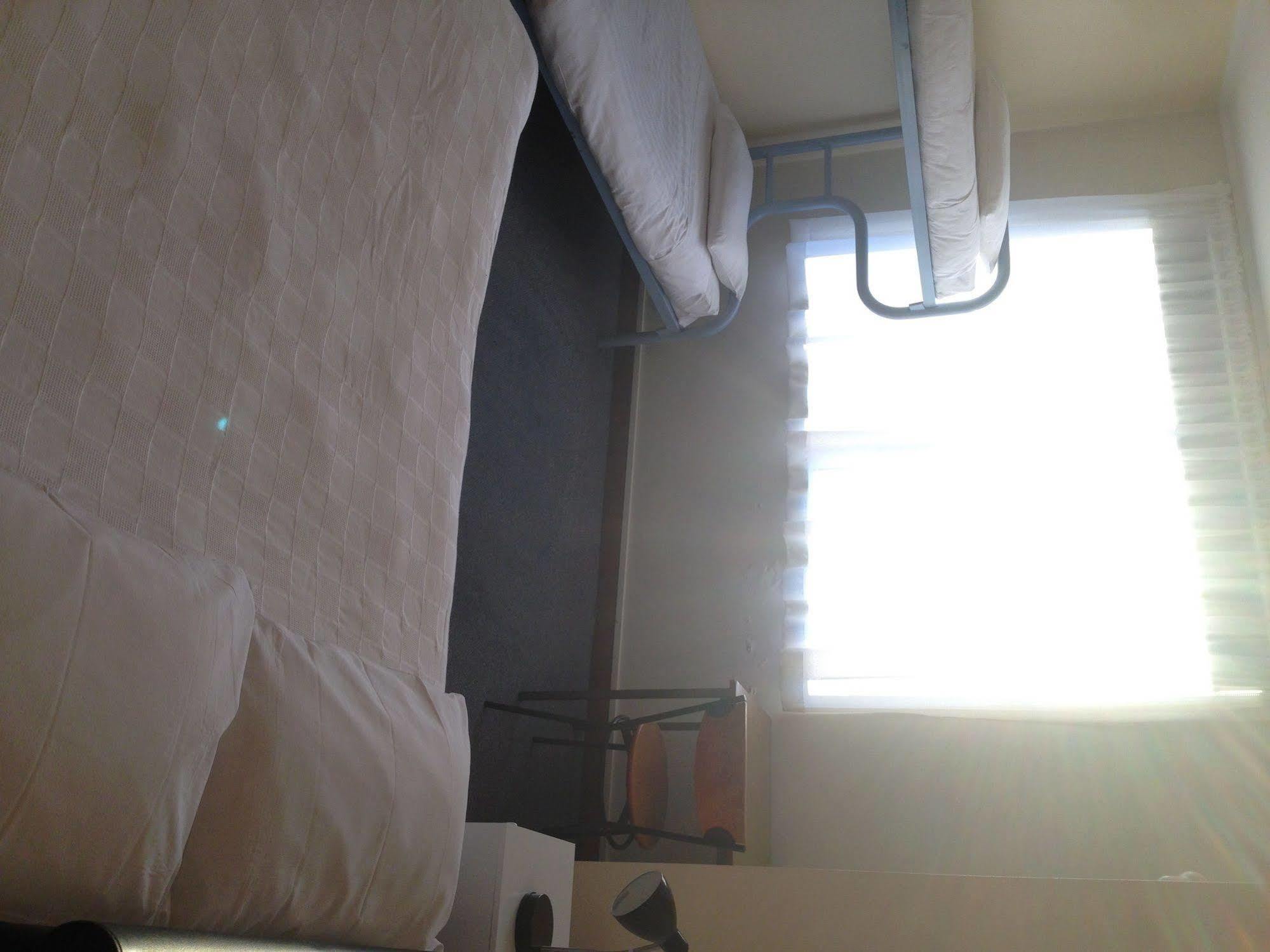 Trc Hotel Launceston Extérieur photo