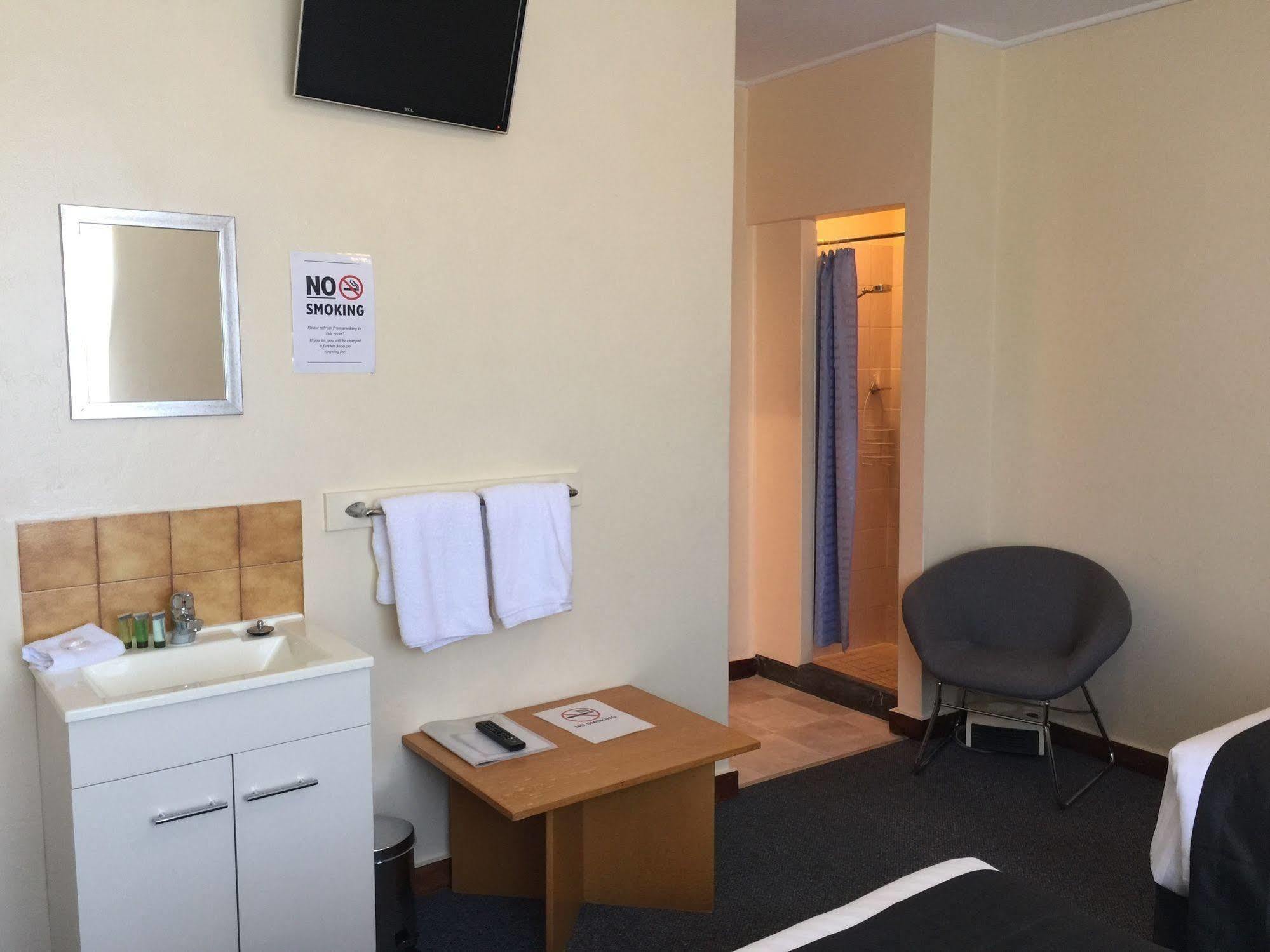 Trc Hotel Launceston Extérieur photo