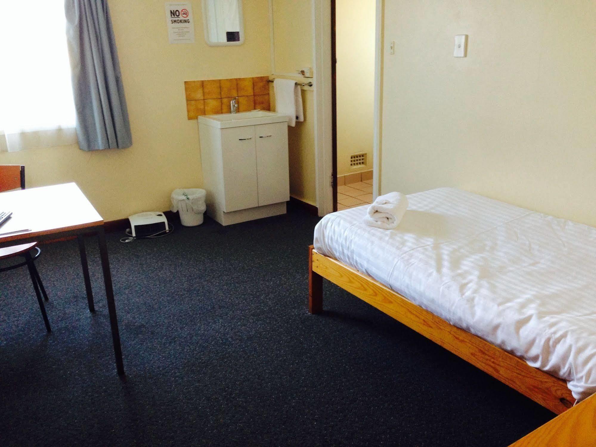 Trc Hotel Launceston Extérieur photo